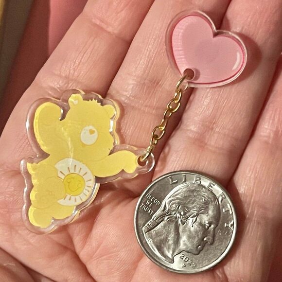 Care Bears Yellow Sun Catcher Brooch Pin - Picture 4 of 5